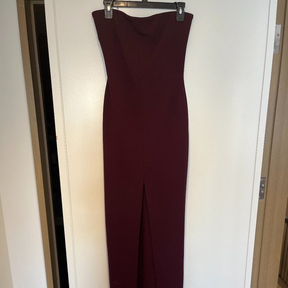 Solace London Dresses & Skirts - Solace London Bysha Purple Gown